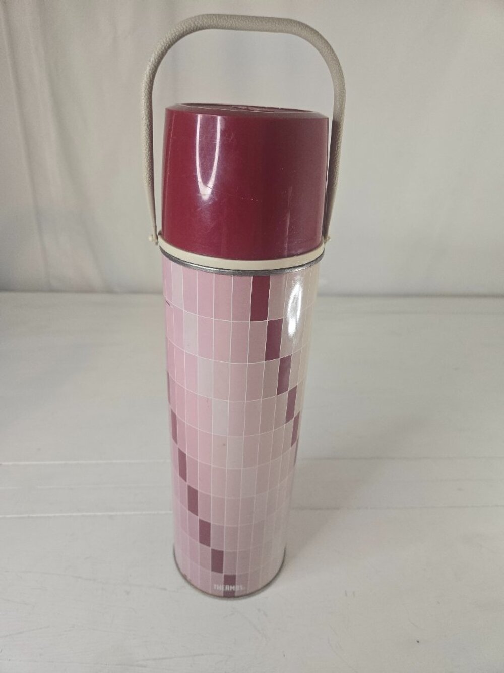 Vintage Thermos King-Seeley Retro Pink Made in USA
